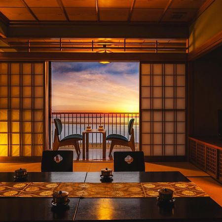 Ibusukionsen Hotel Shougetu Eksteriør bilde